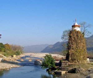 Rishikesh to Ramnagar Taxi Service